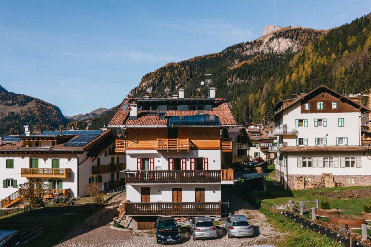 Appartamenti Cesa Soreie By Ama Val Di Fassa Canazei Luaran gambar
